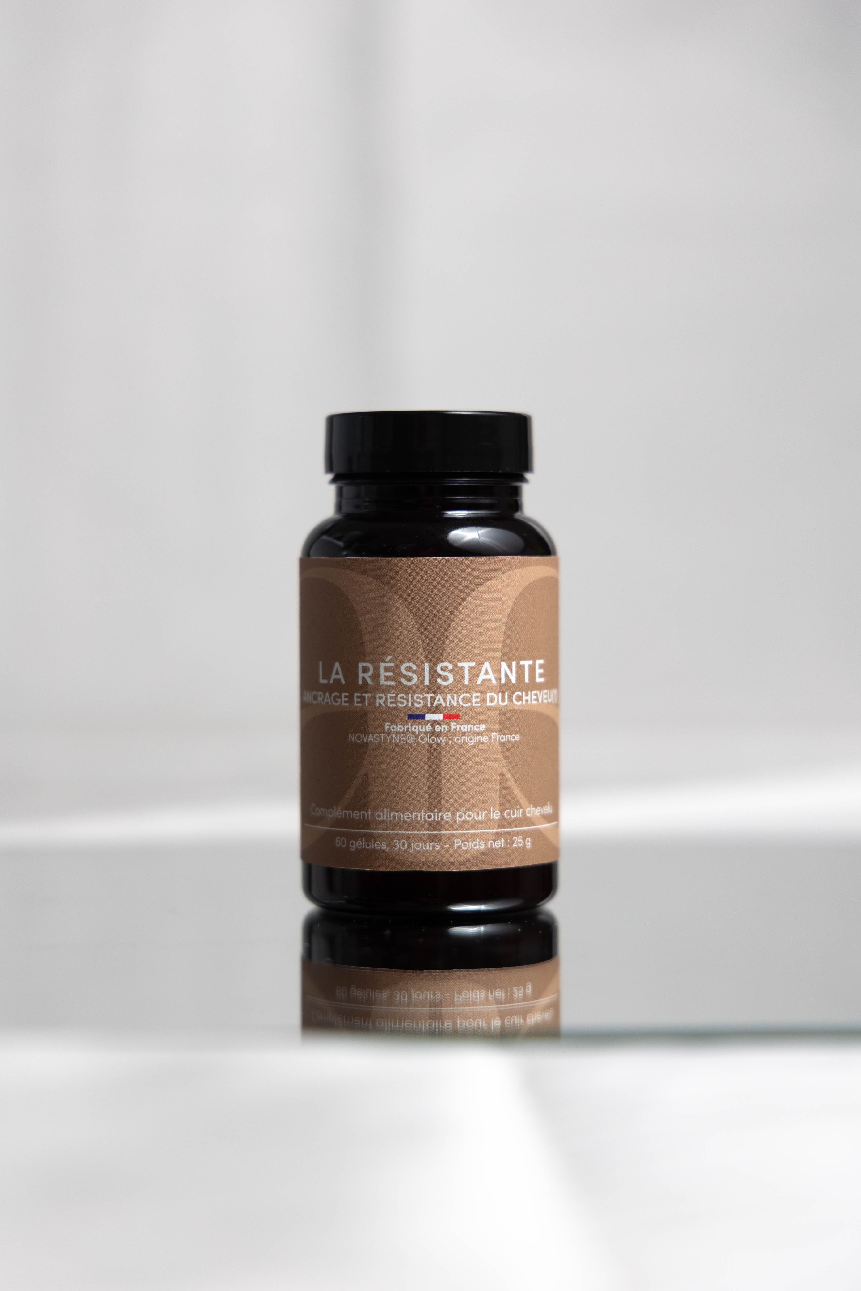 LA RÉSISTANTE